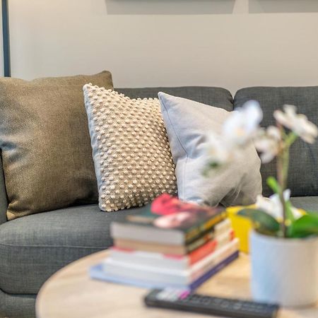 Westfield Apartment 2 Bedroom Near Notting Hill ロンドン エクステリア 写真
