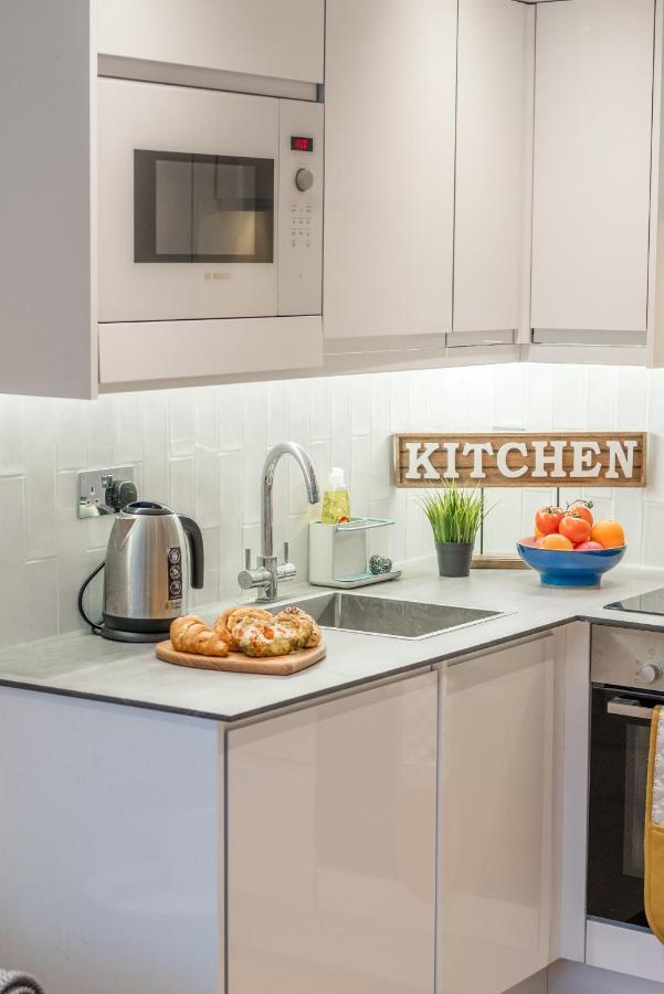 Westfield Apartment 2 Bedroom Near Notting Hill ロンドン エクステリア 写真