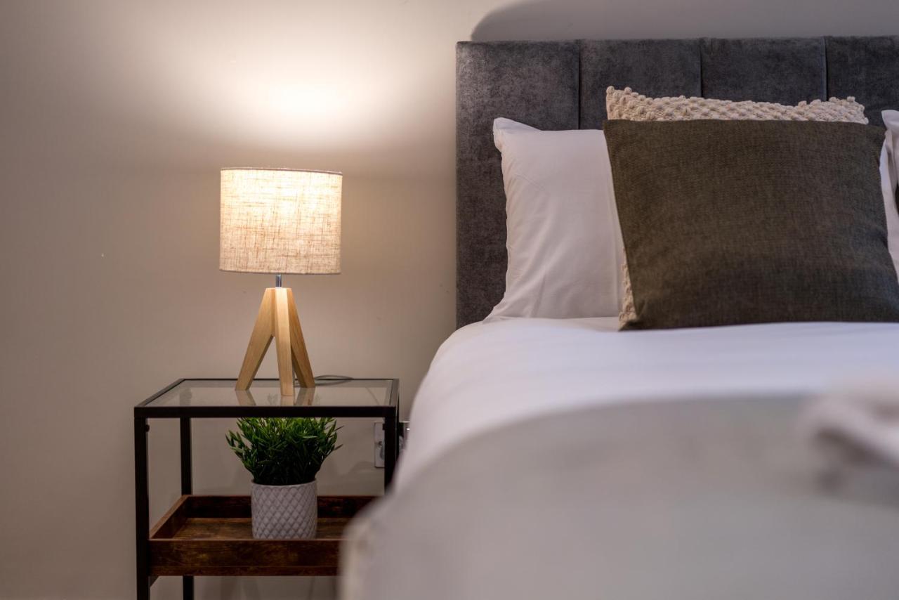 Westfield Apartment 2 Bedroom Near Notting Hill ロンドン エクステリア 写真