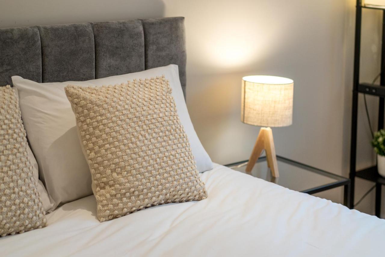 Westfield Apartment 2 Bedroom Near Notting Hill ロンドン エクステリア 写真