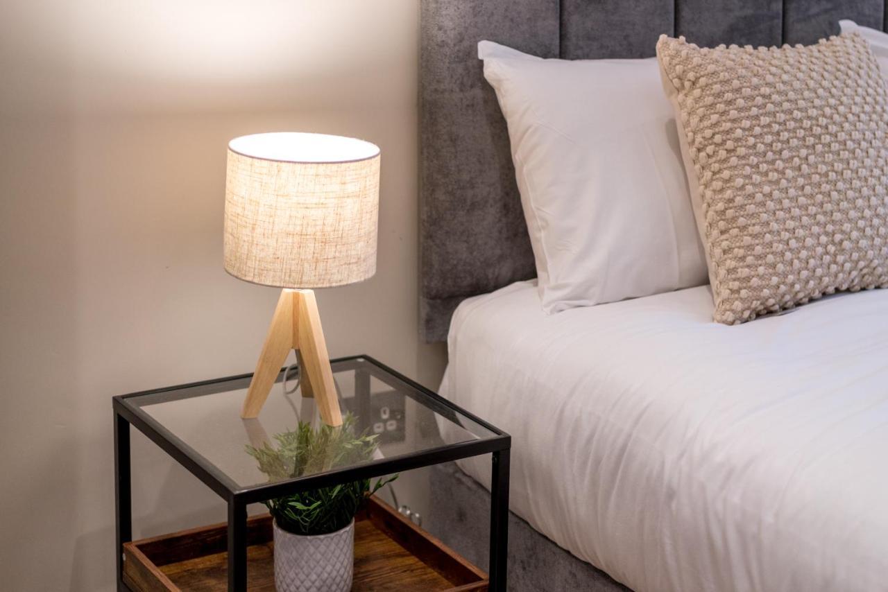 Westfield Apartment 2 Bedroom Near Notting Hill ロンドン エクステリア 写真